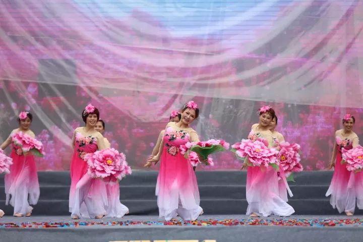 如果老师批评学生导致学生跳楼，那么老师要承担责任吗？游戏画面